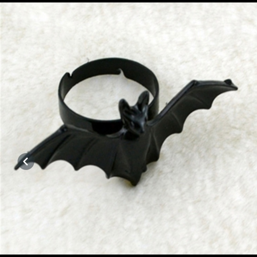 Adjustable Bat Ring - Picture 3 of 7